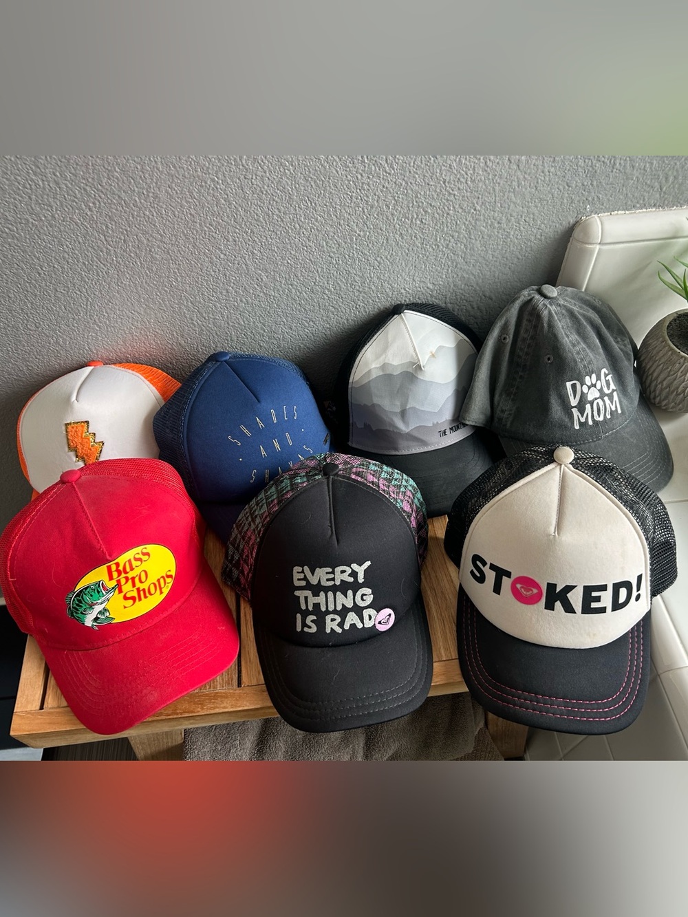 Misc Roxy SnapBack hats - Picture 2 of 5